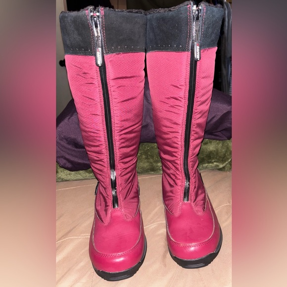 Womens Baffin winter Boots
Size 10 - Picture 3 of 11